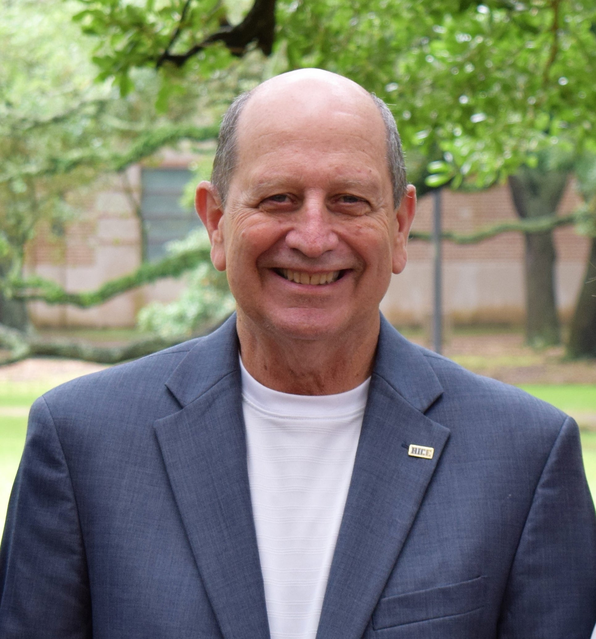 Dr. Disch retires after 48-years at Rice