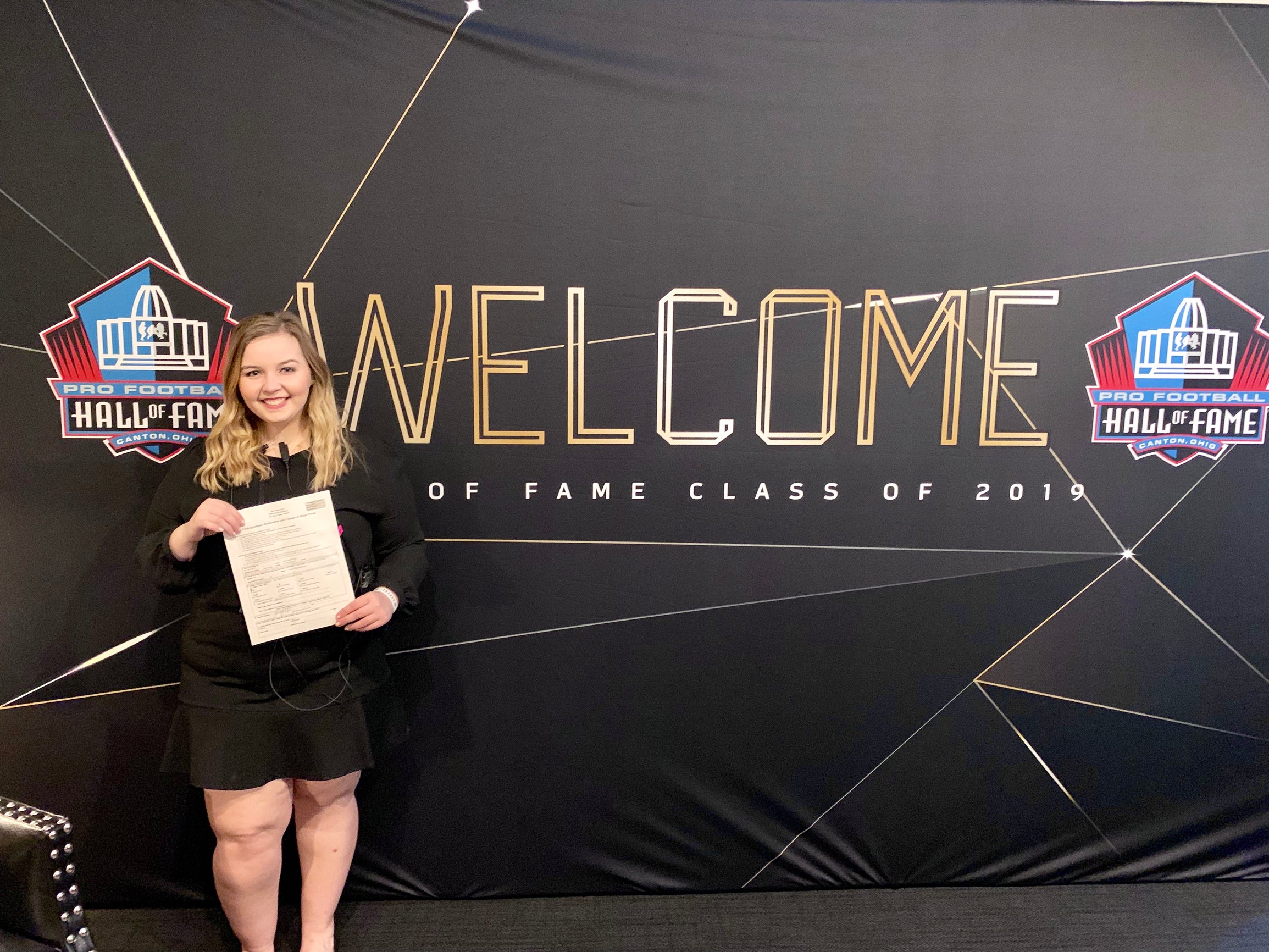 Jen Spell '22 declares Sport Management major at 2019 NFL Honors