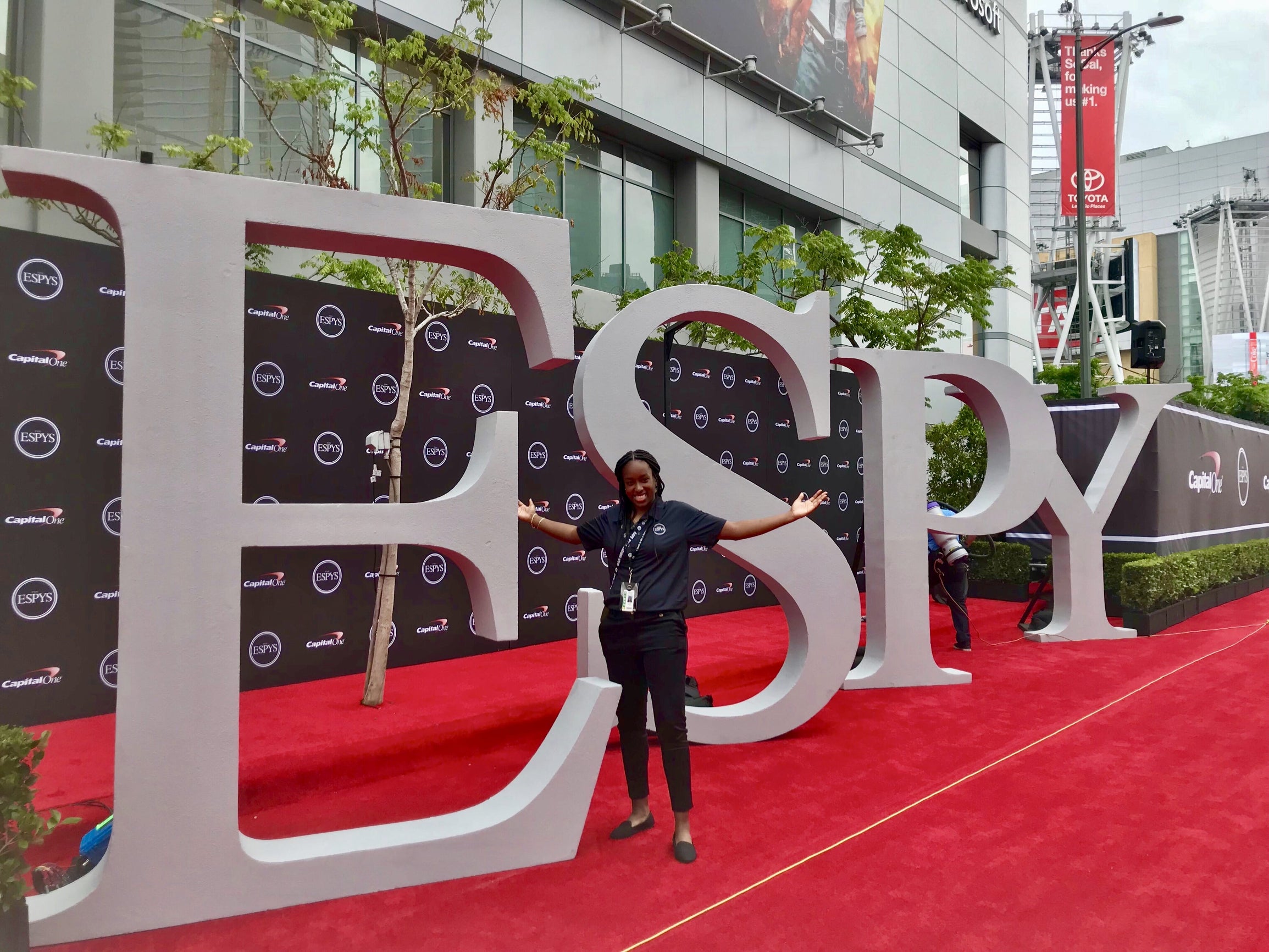 Red-carpet ready: Rice sport management students intern at ESPYs and Kids’ Choice Sports Awards